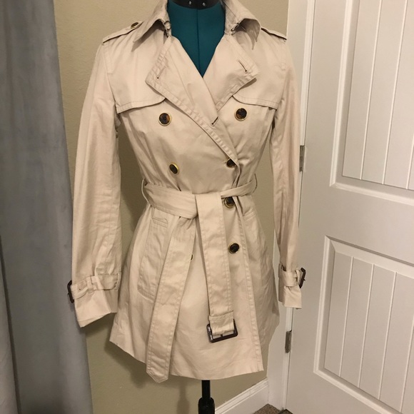 Banana Republic Trench Coat - Picture 1 of 8